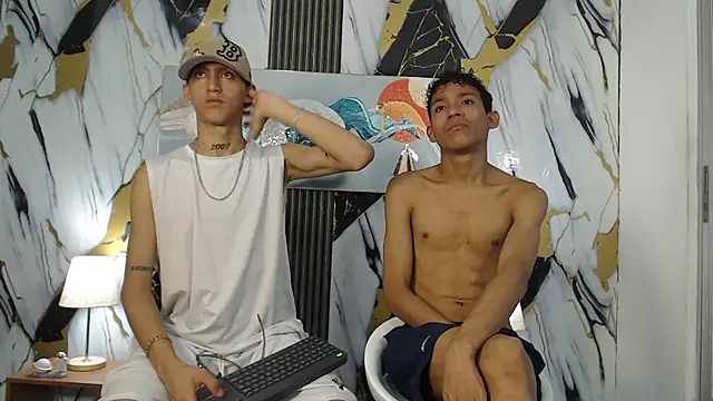 BEAUTY BOYS1 online show from 02-19-26, 08:16