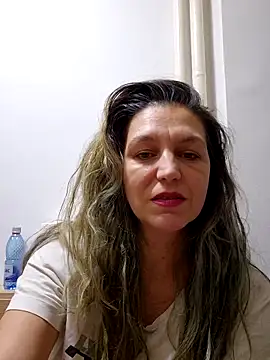 Snapshot of KamillaSpencer chatting on 02-01-26, 09:02 KamillaSpencer online show from 02-01-26, 09:02