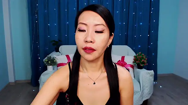 LiaPak online show from 11-05-25, 01:05