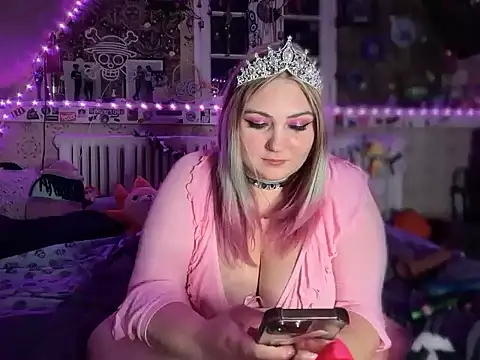 Snapshot of k8tiecutie chatting on 09-30-25, 04:50 k8tiecutie online show from 09-30-25, 04:50