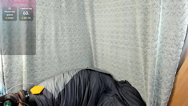 MiaLores online show from 09-12-25, 08:36