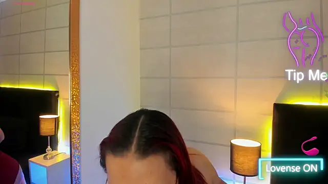 fieryluciana online show from 10-04-25, 04:10