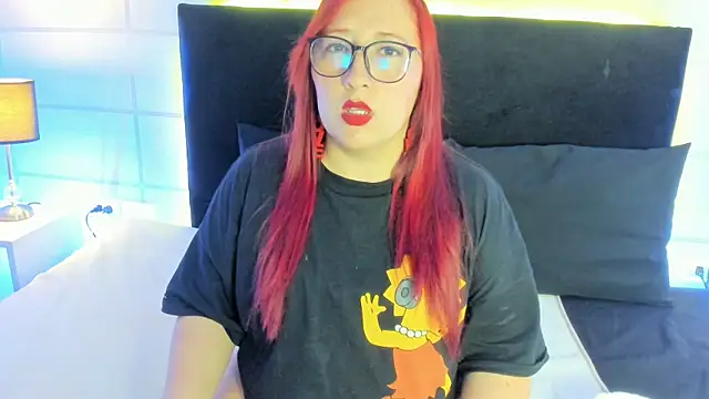 fieryluciana online show from 10-15-25, 03:06