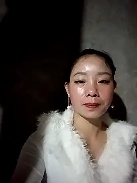 Snapshot of milo123-xx chatting on 10-25-25, 01:02 milo123-xx online show from 10-25-25, 01:02