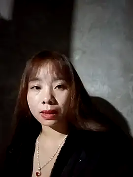 Snapshot of milo123-xx chatting on 11-11-25, 02:06 milo123-xx online show from 11-11-25, 02:06