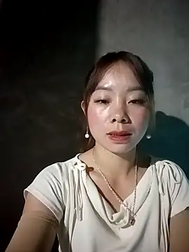 Snapshot of milo123-xx chatting on 11-22-25, 12:42 milo123-xx online show from 11-22-25, 12:42