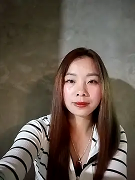 Snapshot of milo123-xx chatting on 11-28-25, 08:28 milo123-xx online show from 11-28-25, 08:28