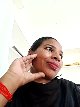 Rubi sarma online show from 09-28-25, 11:37