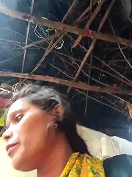 Snapshot of cute_diya_12 chatting on 10-11-25, 02:00 cute diya 12 online show from 10-11-25, 02:00