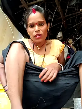 Snapshot of cute_diya_12 chatting on 10-14-25, 02:12 cute diya 12 online show from 10-14-25, 02:12