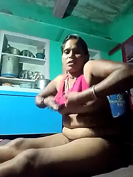 Snapshot of cute_diya_12 chatting on 10-18-25, 02:29 cute diya 12 online show from 10-18-25, 02:29