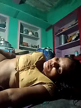 Snapshot of cute_diya_12 chatting on 10-22-25, 05:56 cute diya 12 online show from 10-22-25, 05:56