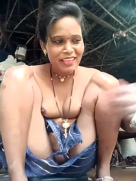 Snapshot of cute_diya_12 chatting on 11-07-25, 02:33 cute diya 12 online show from 11-07-25, 02:33