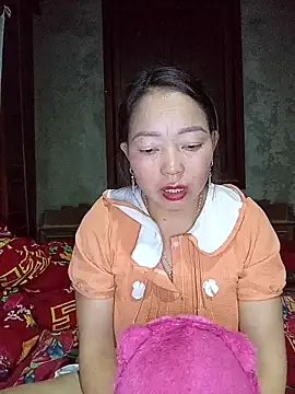 Snapshot of _Helala_ chatting on 09-11-25, 03:06  Helala  online show from 09-11-25, 03:06