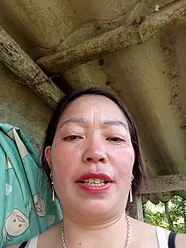 Snapshot of _Helala_ chatting on 09-19-25, 05:53  Helala  online show from 09-19-25, 05:53