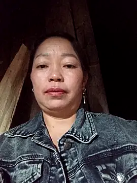 Snapshot of _Helala_ chatting on 10-15-25, 12:38  Helala  online show from 10-15-25, 12:38