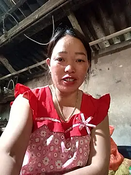 Snapshot of _Helala_ chatting on 10-23-25, 05:51  Helala  online show from 10-23-25, 05:51