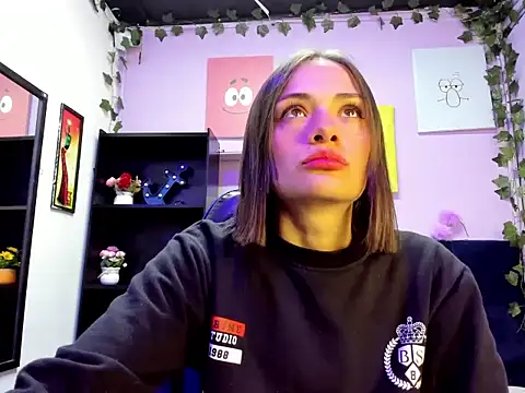 Snapshot of Tammy_Thompson_ chatting on 09-10-25, 01:55 Tammy Thompson  online show from 09-10-25, 01:55