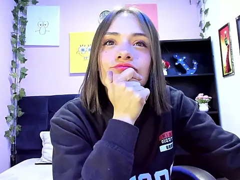 Snapshot of Tammy_Thompson_ chatting on 09-18-25, 01:46 Tammy Thompson  online show from 09-18-25, 01:46