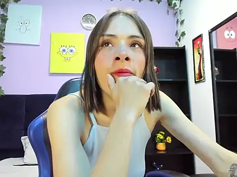 Snapshot of Tammy_Thompson_ chatting on 09-24-25, 01:36 Tammy Thompson  online show from 09-24-25, 01:36