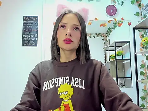 Snapshot of Tammy_Thompson_ chatting on 10-31-25, 01:23 Tammy Thompson  online show from 10-31-25, 01:23