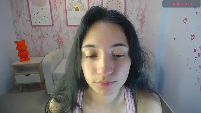 Snapshot of Kylie_ch1 chatting on 10-07-25, 03:20 Kylie ch1 online show from 10-07-25, 03:20