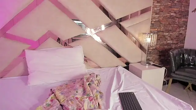 Valery Brand online show from 11-29-25, 11:57