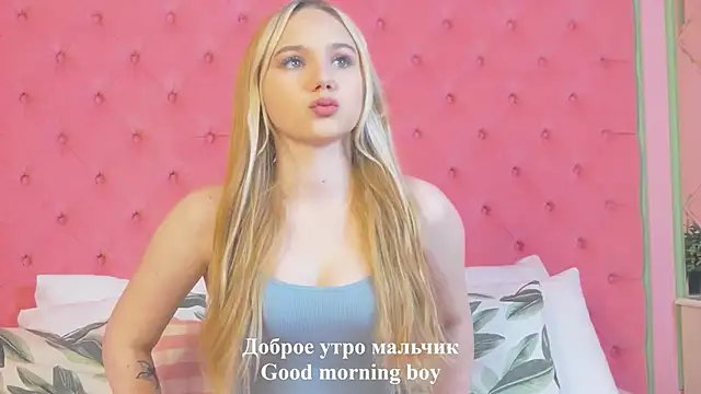 Snapshot of Sky_Cutie chatting on 09-18-25, 05:20 Sky Cutie online show from 09-18-25, 05:20