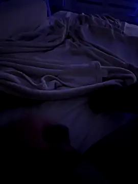 Snapshot of julienCr7 chatting on 10-02-25, 06:59 julienCr7 online show from 10-02-25, 06:59