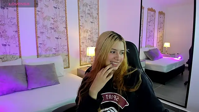 daniand  online show from 11-01-25, 02:13