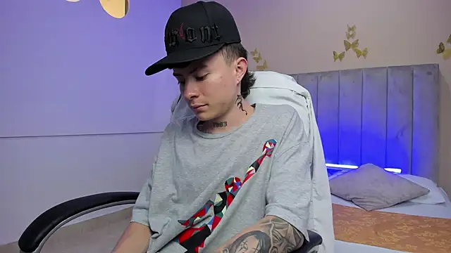 Snapshot of Nascary_Fox chatting on 02-03-26, 07:08 Nascary Fox online show from 02-03-26, 07:08