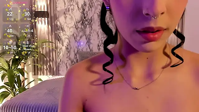 ChloeeMason online show from 12-17-25, 11:05