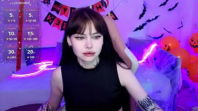 Snapshot of Morana_Batt chatting on 11-03-25, 02:13 Morana Batt online show from 11-03-25, 02:13