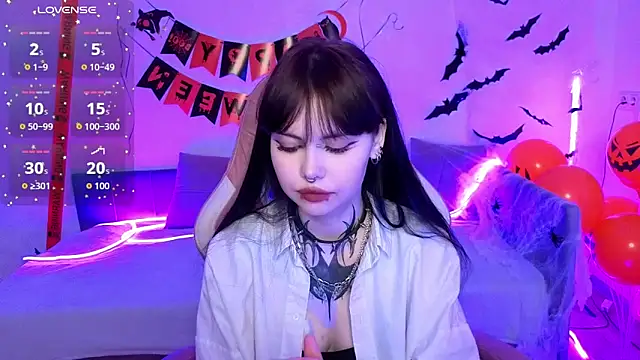 Snapshot of Morana_Batt chatting on 11-04-25, 02:21 Morana Batt online show from 11-04-25, 02:21