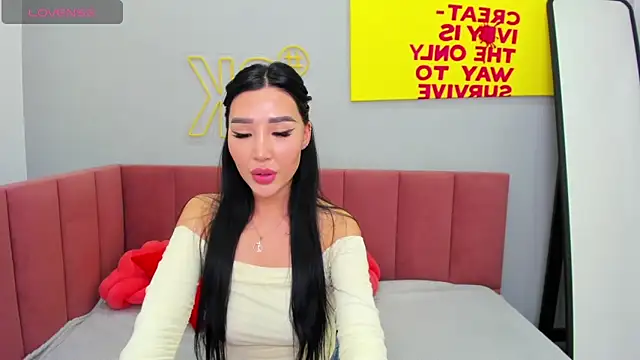 Jennifer Munoz online show from 10-08-25, 06:44