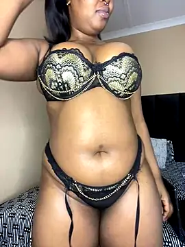 Ebony Warlock  online show from 10-27-25, 04:49