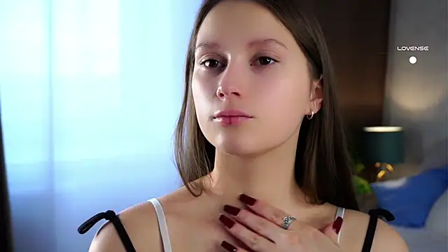 Snapshot of MelaniSeiver chatting on 10-15-25, 01:17 MelaniSeiver online show from 10-15-25, 01:17