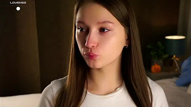 Snapshot of MelaniSeiver chatting on 11-16-25, 01:11 MelaniSeiver online show from 11-16-25, 01:11