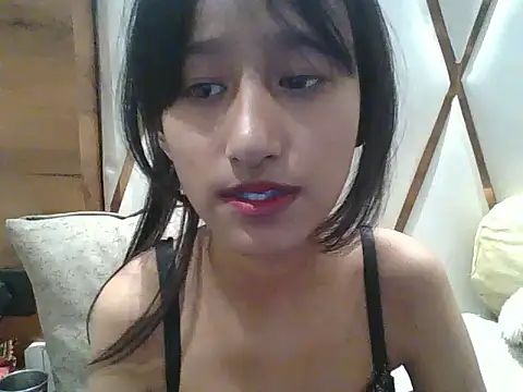 lily 9900 online show from 11-14-25, 03:44