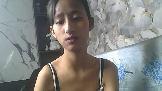 lily 9900 online show from 11-21-25, 06:17