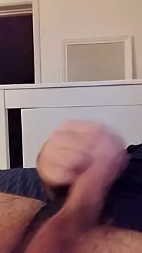 Snapshot of NewJoiner chatting on 09-15-25, 08:42 NewJoiner online show from 09-15-25, 08:42