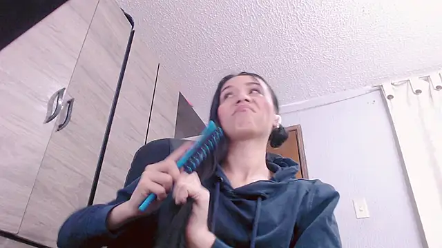 scarlett vonrose online show from 10-03-25, 08:50