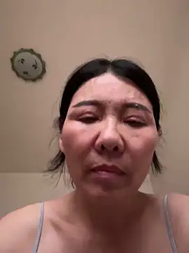 Snapshot of xiiuuff18 chatting on 09-11-25, 04:34 xiiuuff18 online show from 09-11-25, 04:34