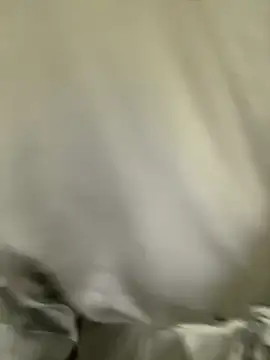 Snapshot of xiiuuff18 chatting on 09-24-25, 03:04 xiiuuff18 online show from 09-24-25, 03:04