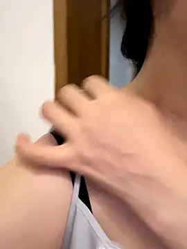 Snapshot of xiiuuff18 chatting on 09-28-25, 11:15 xiiuuff18 online show from 09-28-25, 11:15