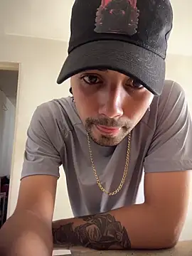 Snapshot of Deymon0777 chatting on 02-26-26, 04:50 Deymon0777 online show from 02-26-26, 04:50