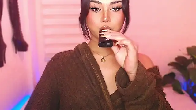 MissRumi Hunter online show from 12-21-25, 12:01