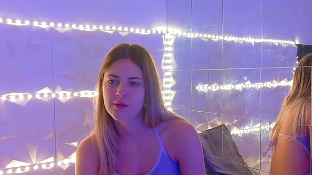 Aishha  online show from 11-10-25, 06:01