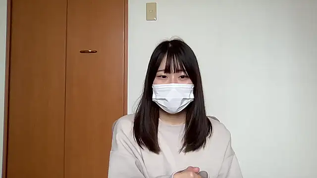 Snapshot of nuu_u chatting on 10-21-25, 02:56 nuu u online show from 10-21-25, 02:56