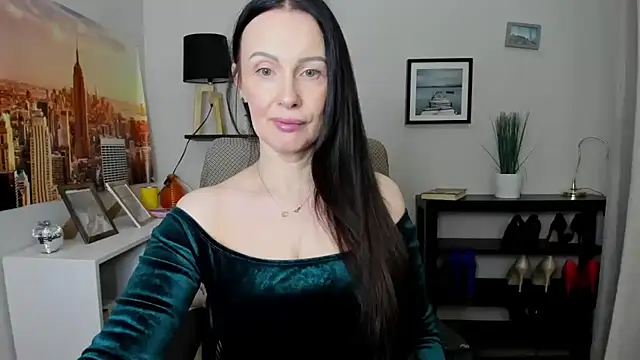 Velvet Jasmine online show from 02-04-26, 06:41